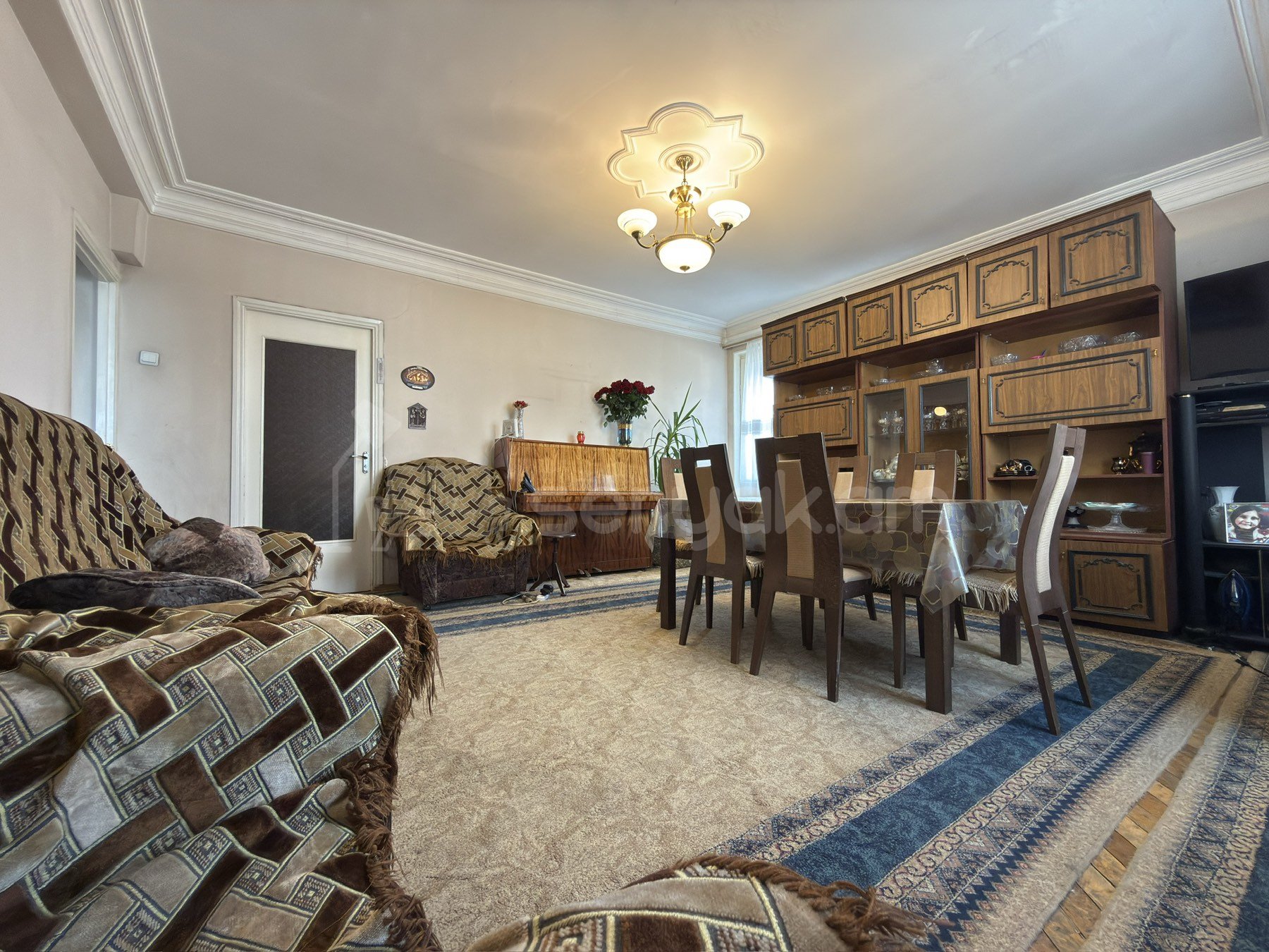 3 Սենյականոց Բնակարան, 94քմ, 12/13 հարկ, Նորմալ Վիճակում