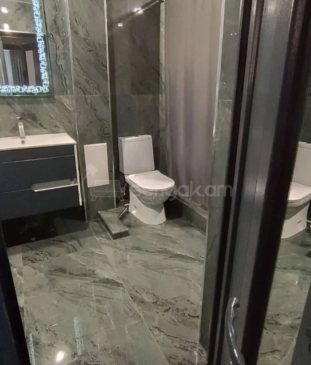 3 Սենյականոց Բնակարան, 67քմ, 6/9 հարկ, Կապիտալ Վերանորոգված