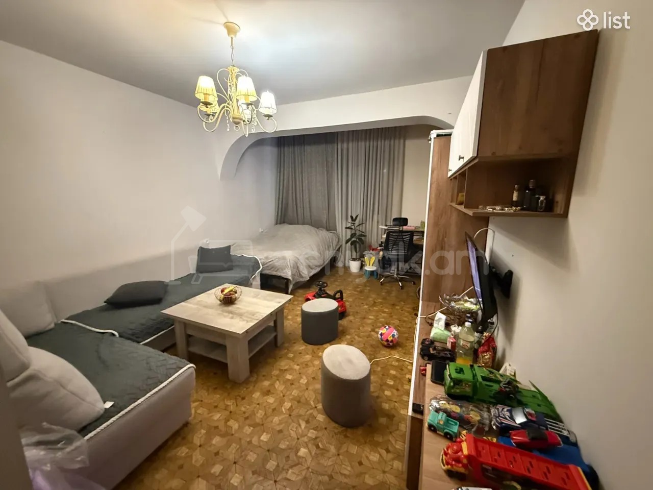 1 Սենյականոց Բնակարան Քարե Շենքում, 39քմ, 3/5 հարկ, Կապիտալ Վերանորոգված