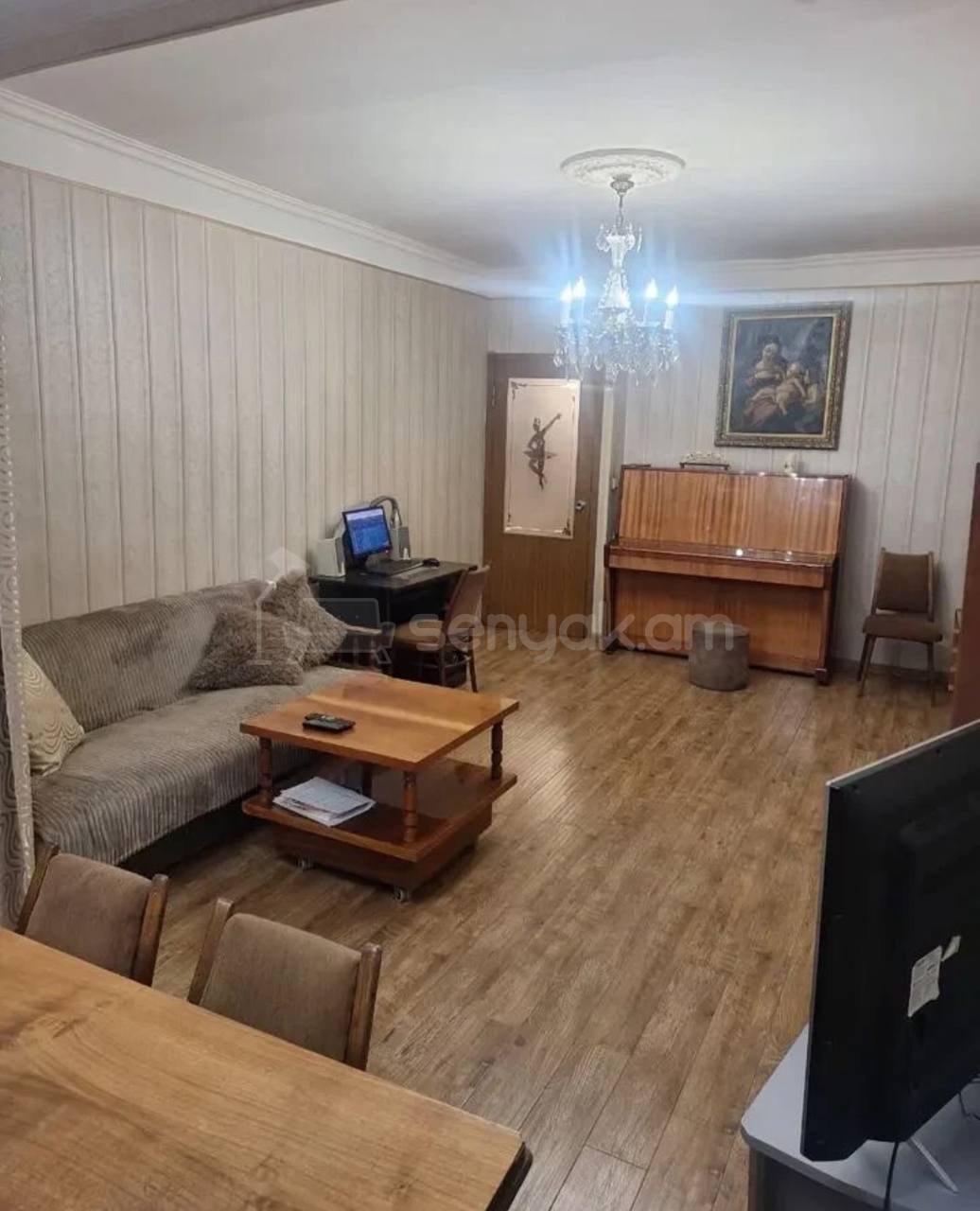 3 Սենյականոց Բնակարան Քարե Շենքում, 79քմ, 4/5 հարկ, Նորմալ Վիճակում, Կահավորված, Արևկող