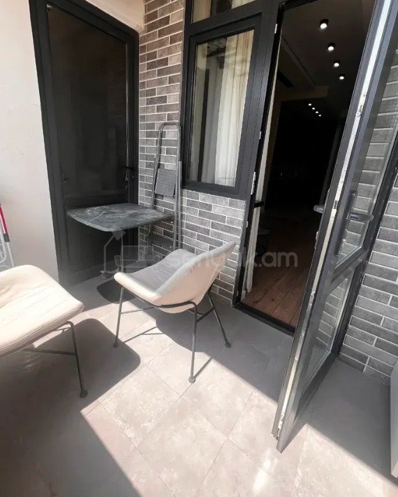 3 Սենյականոց Բնակարան Նորակառույցում, 70քմ, 3/16 հարկ, Դիզայներական Վերանորոգված, Կահավորված