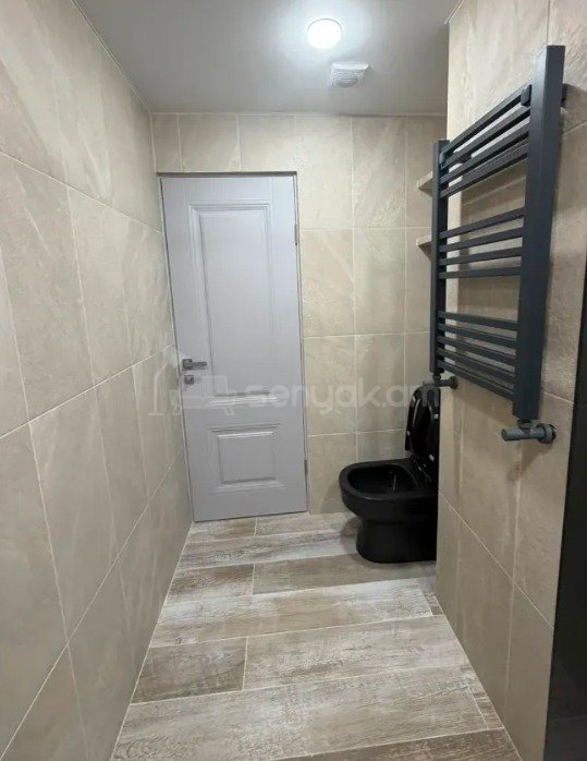 3 Սենյականոց Բնակարան Նորակառույցում, 65քմ, 5/12 հարկ, Դիզայներական Վերանորոգված, Կահավորված