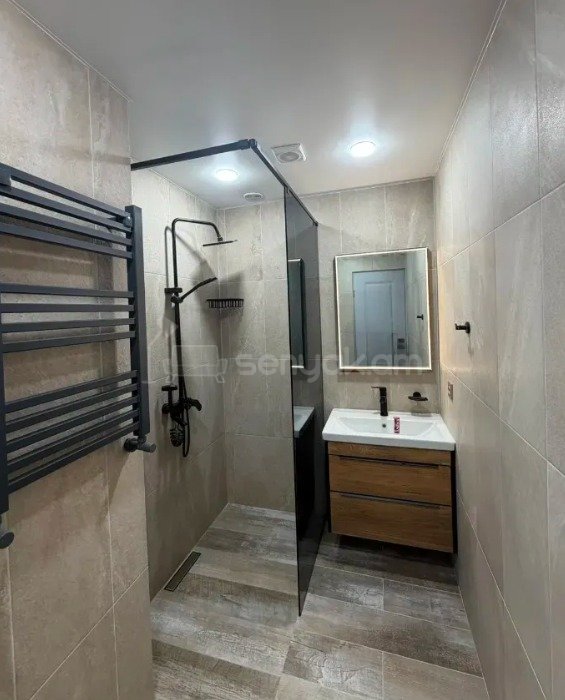 3 Սենյականոց Բնակարան Նորակառույցում, 65քմ, 5/12 հարկ, Դիզայներական Վերանորոգված, Կահավորված