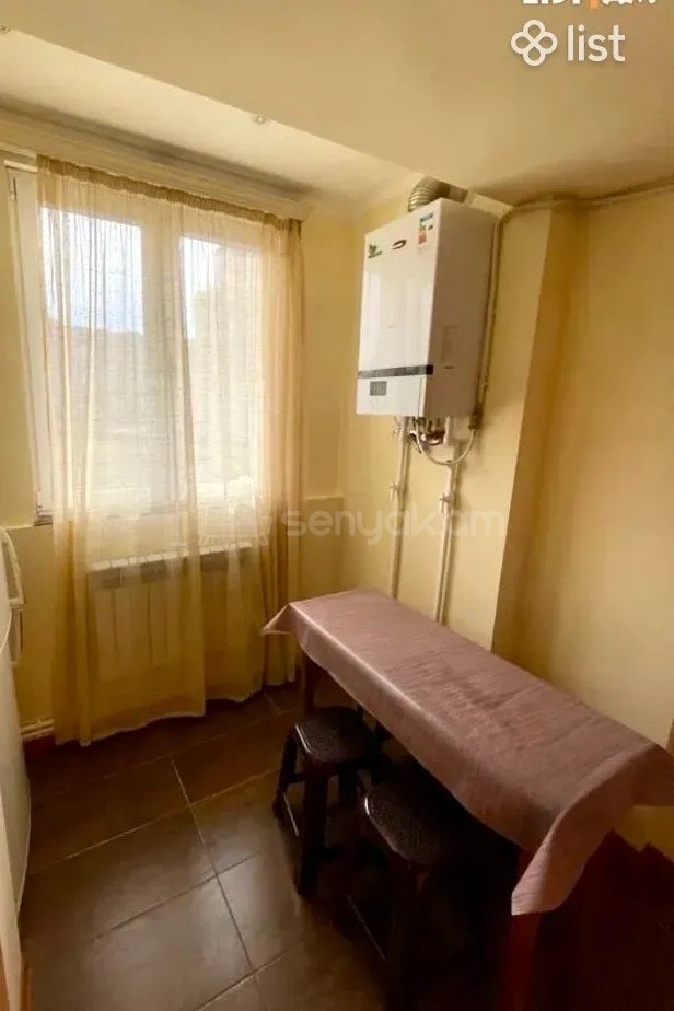 2 Սենյականոց Բնակարան, 42քմ, 3/9 հարկ, Կոսմետիկ Վերանորոգված, Կահավորված, Արևկող