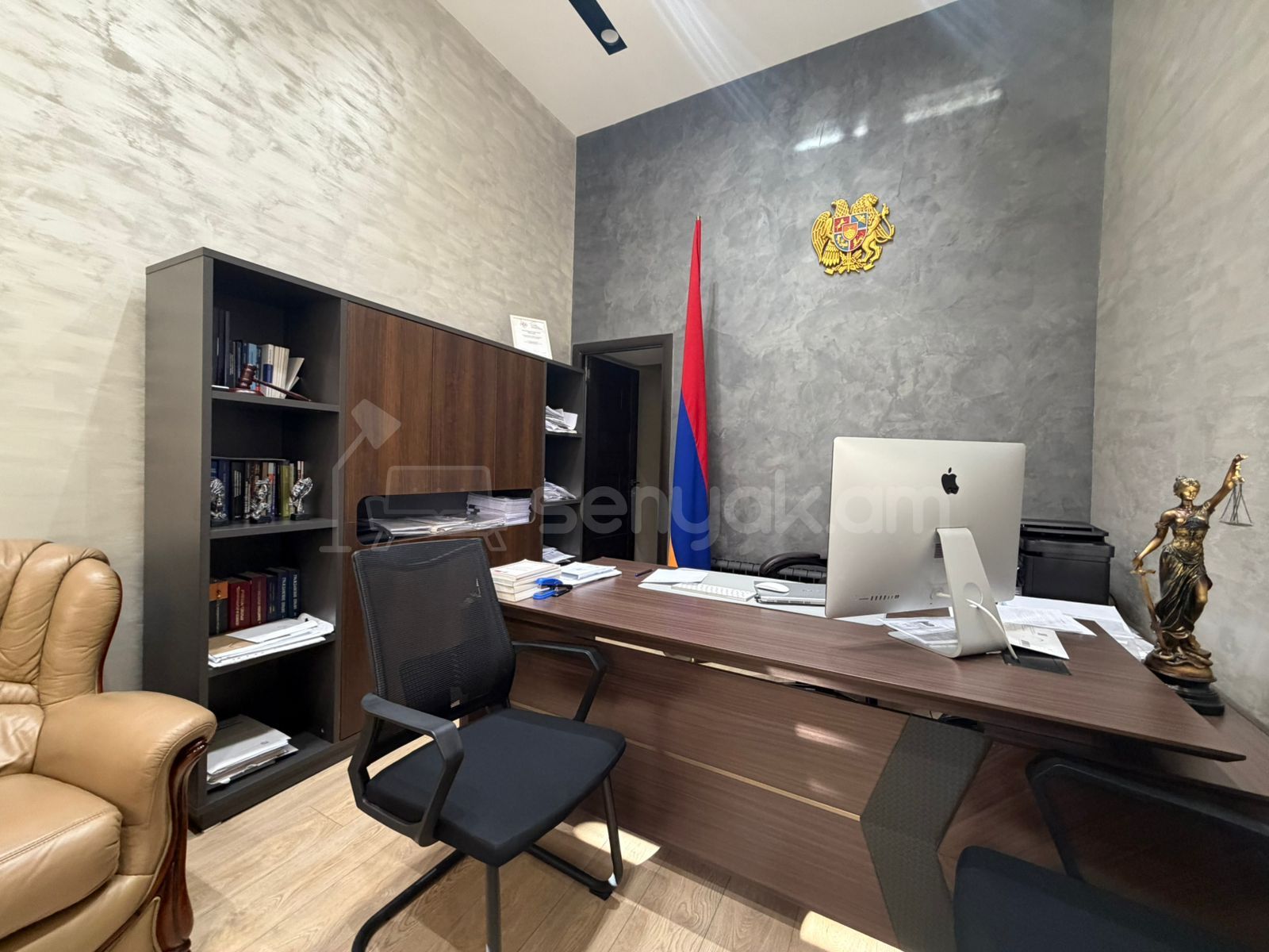 Օֆիսային Տարածք, 100քմ, Կապիտալ Վերանորոգված