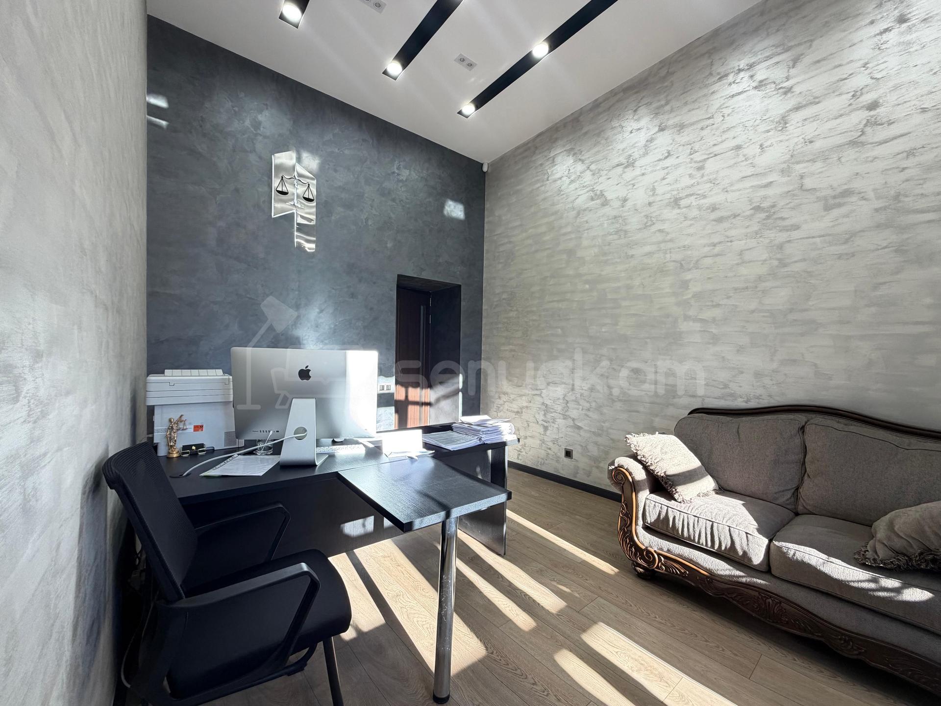 Օֆիսային Տարածք, 100քմ, Կապիտալ Վերանորոգված