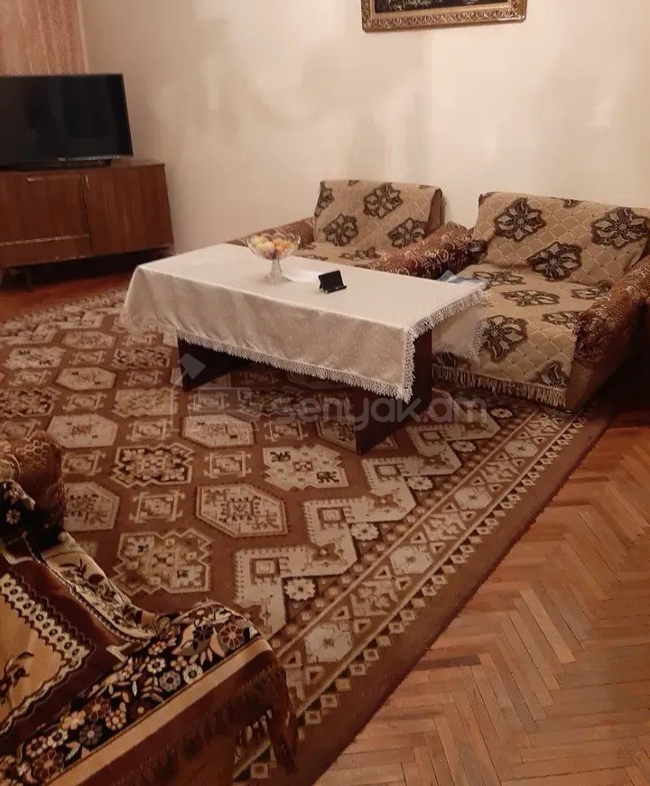 2 Սենյականոց Բնակարան, 58քմ, 2/4 հարկ, Կոսմետիկ Վերանորոգված, Կահավորված, Արևկող