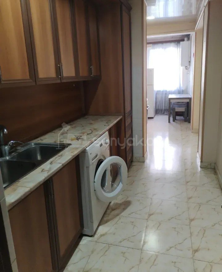 3 Սենյականոց Բնակարան, 86քմ, 3/9 հարկ, Կապիտալ Վերանորոգված, Կահավորված, Արևկող