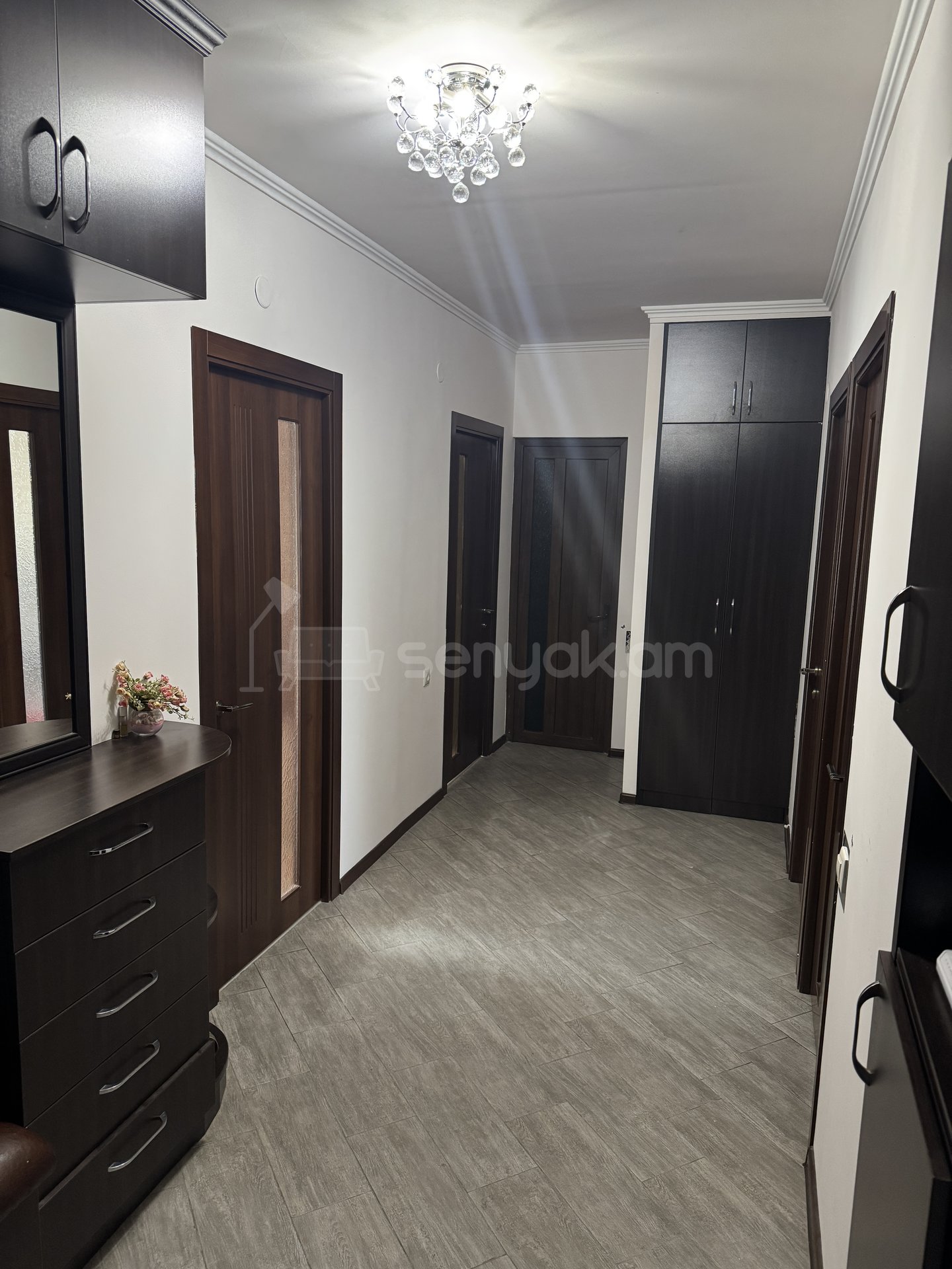 3 Սենյականոց Բնակարան, 80քմ, 4/9 հարկ, Կապիտալ Վերանորոգված