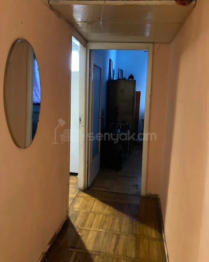 3 Սենյականոց Բնակարան, 69քմ, 8/12 հարկ, Պետական Վիճակում