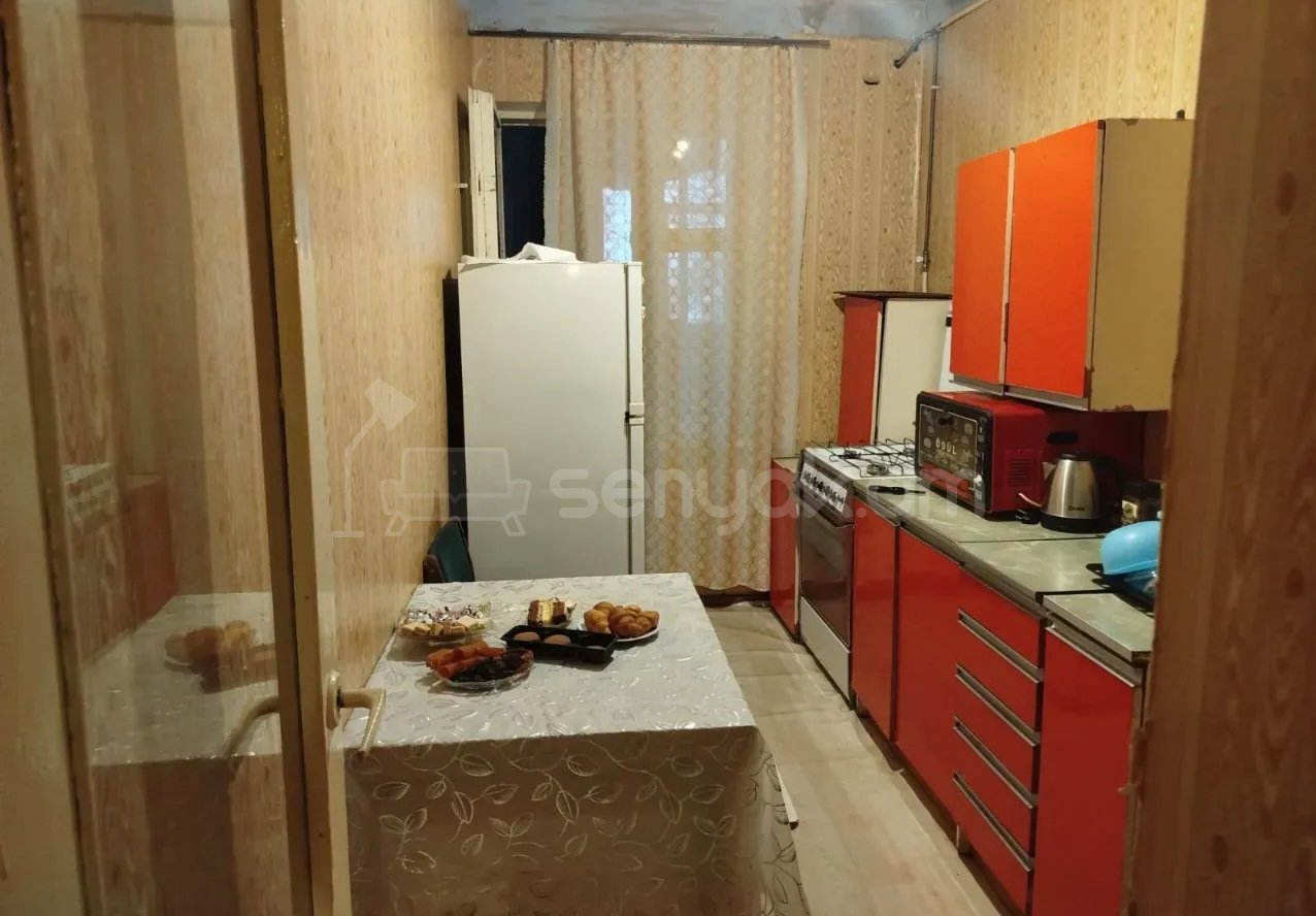 1 Սենյականոց Բնակարան, 50քմ, 1/9 հարկ, Պետական Վիճակում