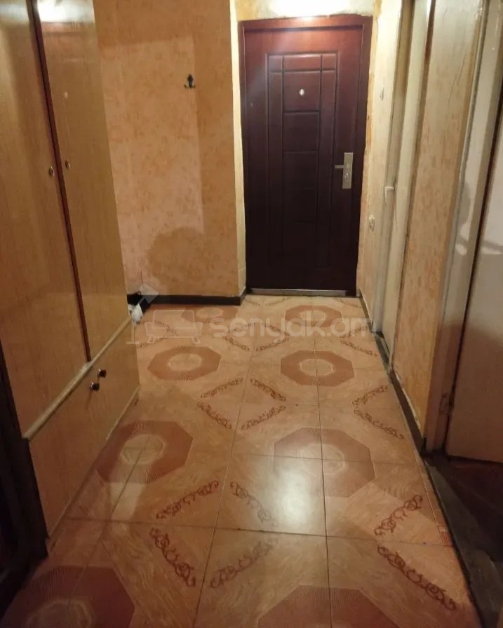 1 Սենյականոց Բնակարան, 50քմ, 1/9 հարկ, Պետական Վիճակում