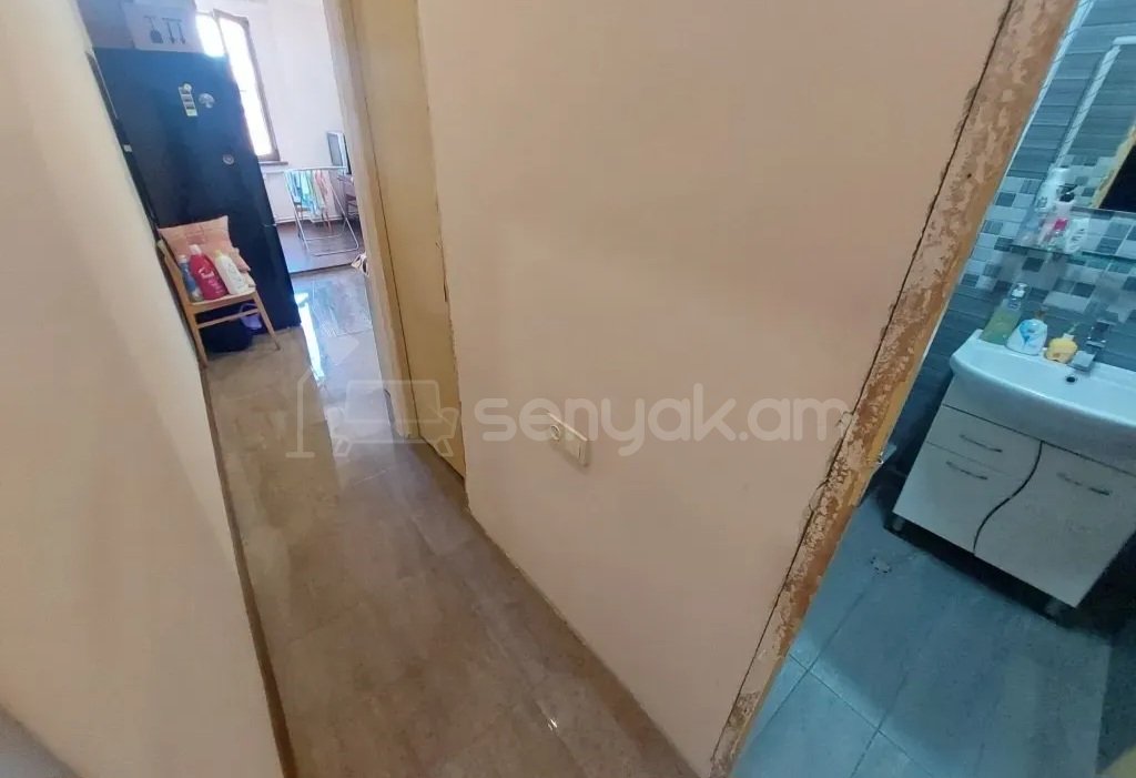 3 Սենյականոց Բնակարան, 61քմ, 5/5 հարկ, Կապիտալ Վերանորոգված