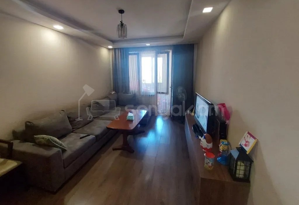 3 Սենյականոց Բնակարան, 61քմ, 5/5 հարկ, Կապիտալ Վերանորոգված