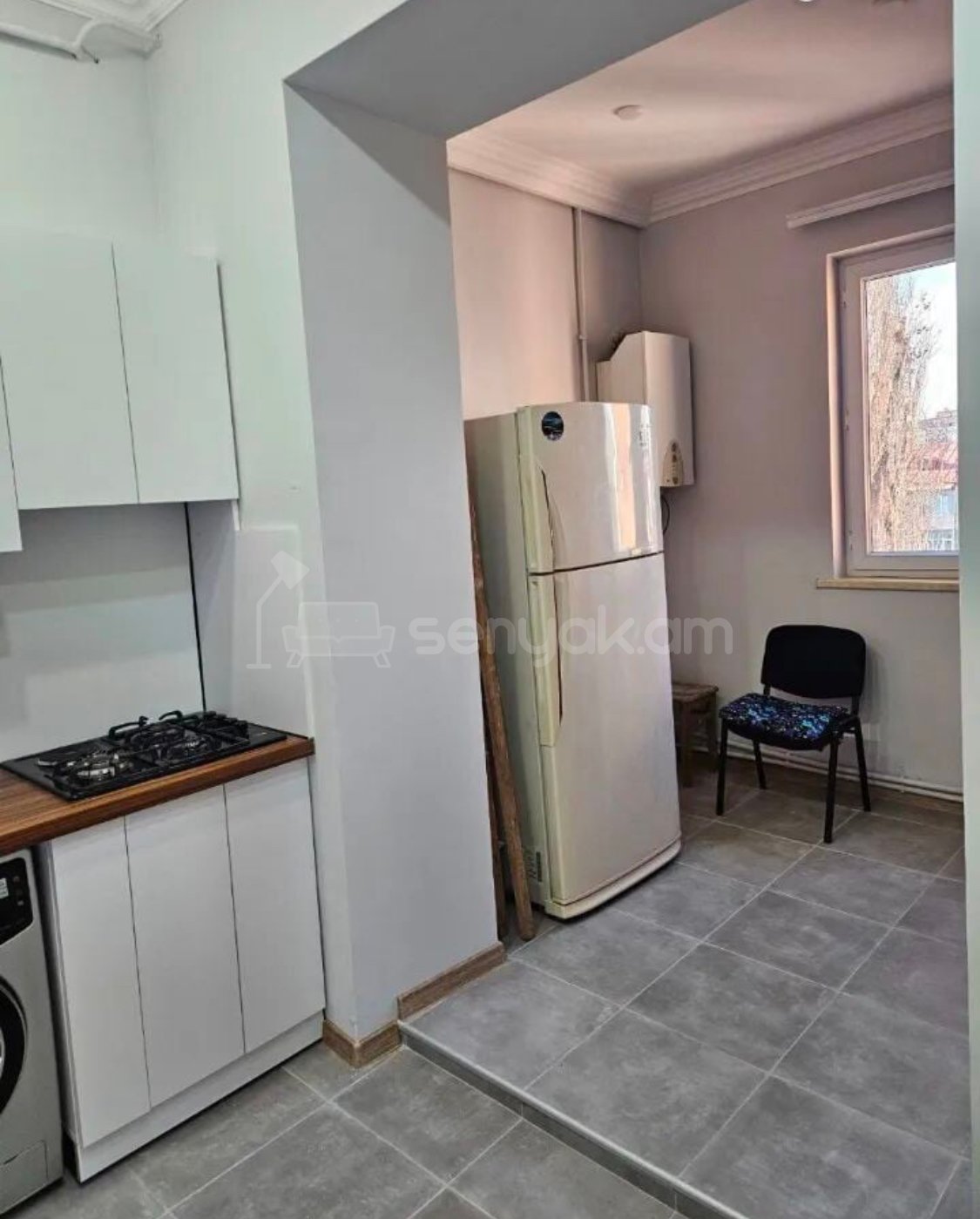 2 Սենյականոց Բնակարան Քարե Շենքում, 75քմ, 5/5 հարկ, Կապիտալ Վերանորոգված, Կահավորված, Արևկող