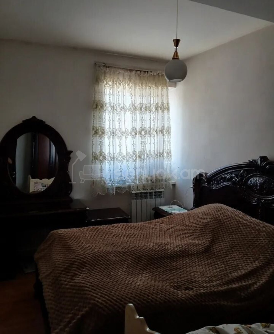 3 Սենյականոց Բնակարան Քարե Շենքում, 79քմ, 3/4 հարկ, Կապիտալ Վերանորոգված