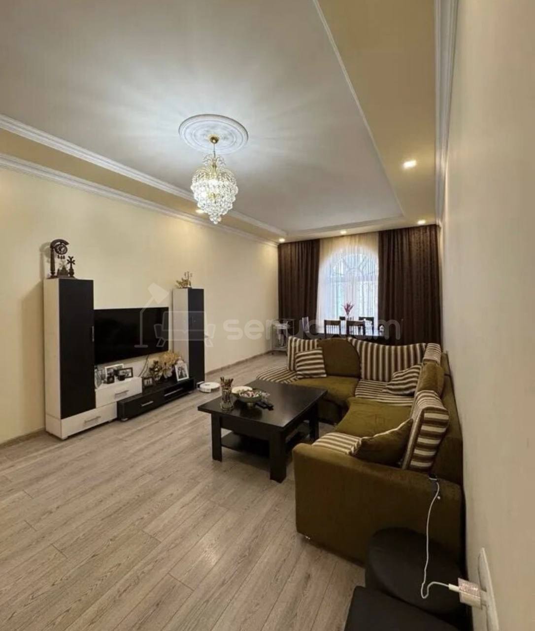 4 Սենյականոց Սեփական Տուն, 240քմ, Կապիտալ Վերանորոգված