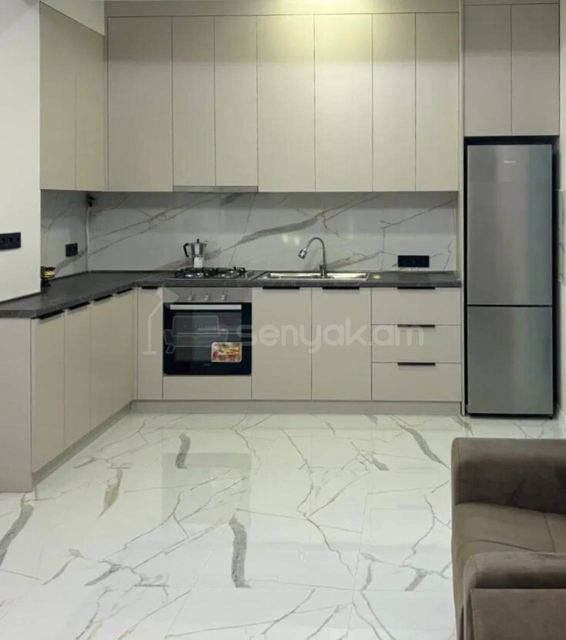 3 Սենյականոց Բնակարան Նորակառույցում, 91քմ, 2/16 հարկ, Կապիտալ Վերանորոգված, Կահավորված, Արևկող