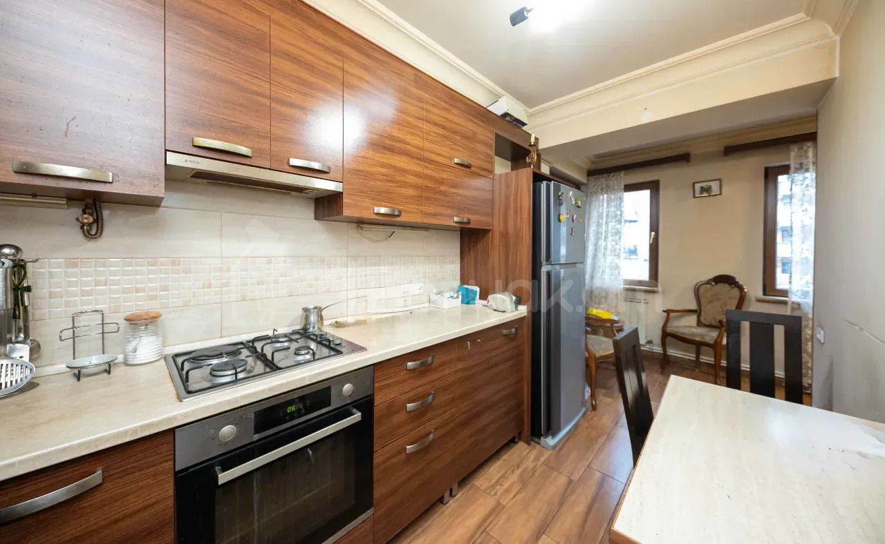 3 Սենյականոց Բնակարան, 66քմ, 6/9 հարկ, Կապիտալ Վերանորոգված