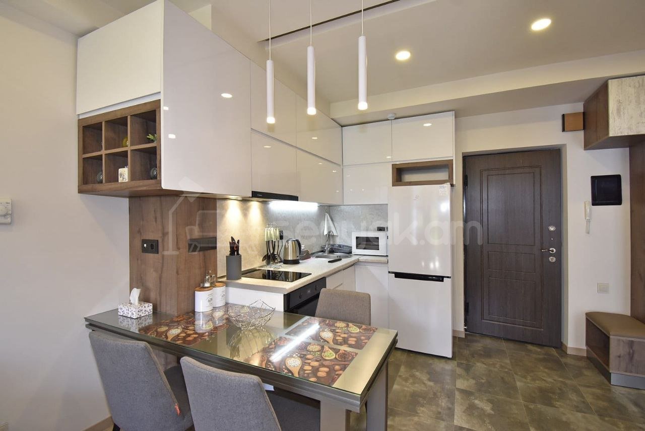 2 Սենյականոց Բնակարան Նորակառույցում, 50քմ, 5/16 հարկ, Դիզայներական Վերանորոգված