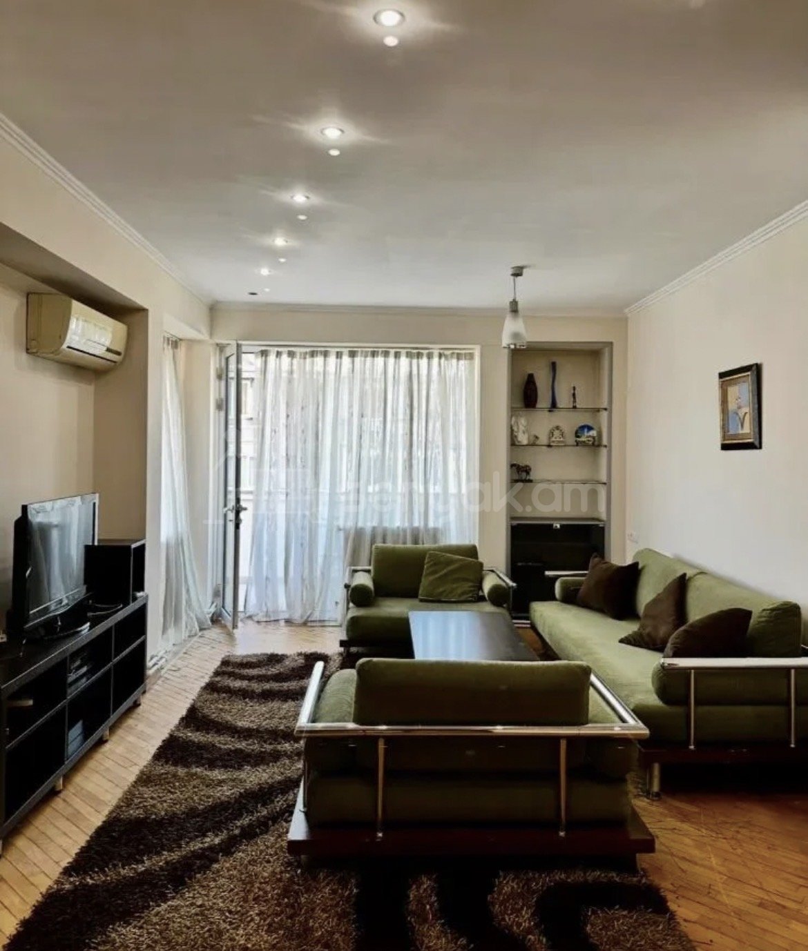 3 Սենյականոց Բնակարան, 75քմ, 4/4 հարկ, Կապիտալ Վերանորոգված