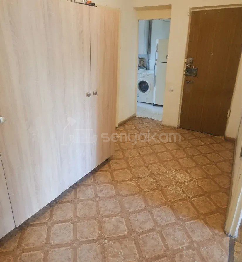 3 Սենյականոց Բնակարան, 76քմ, 3/9 հարկ, Նորմալ Վիճակում