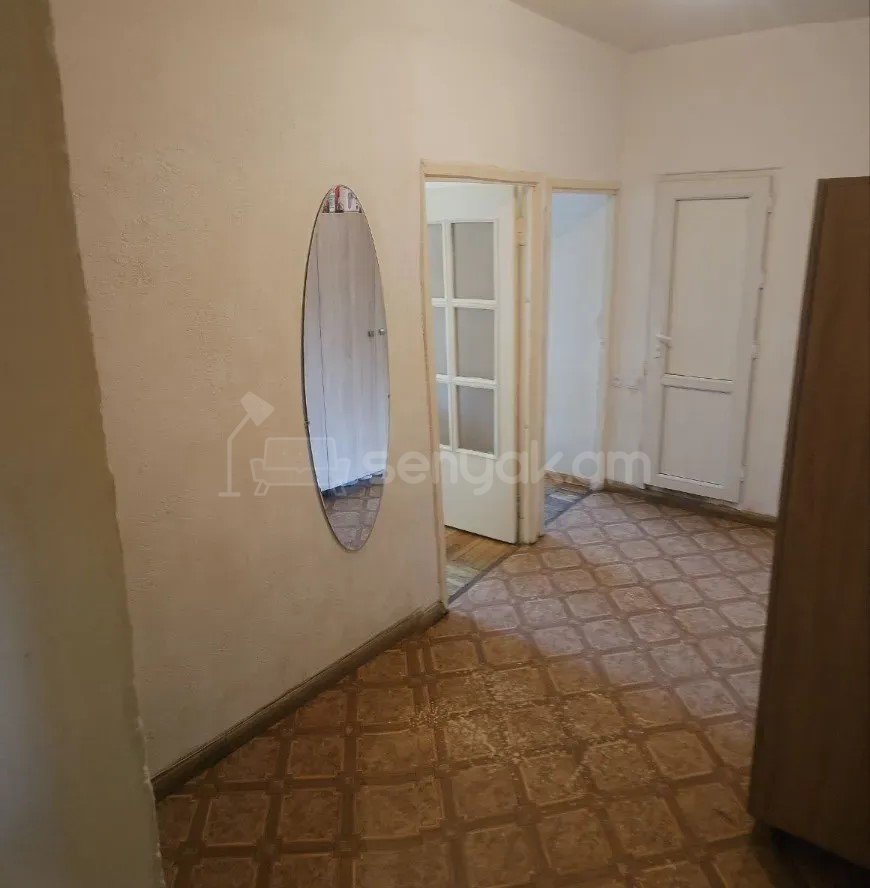 3 Սենյականոց Բնակարան, 76քմ, 3/9 հարկ, Նորմալ Վիճակում