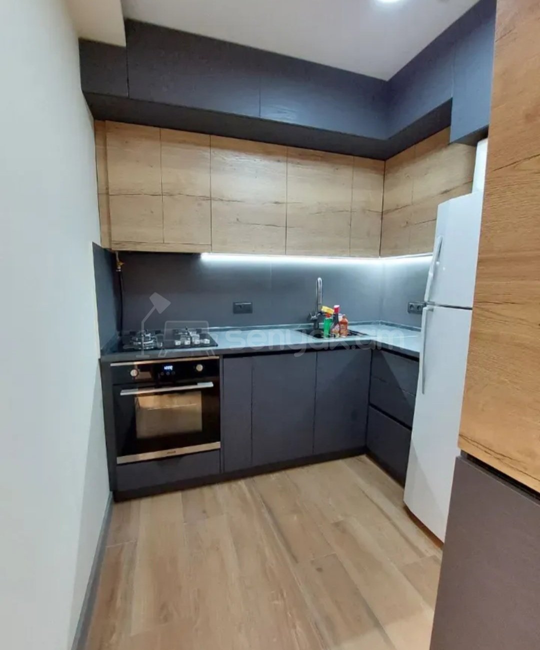 2 Սենյականոց Բնակարան, 40քմ, 7/10 հարկ, Կապիտալ Վերանորոգված, Կահավորված