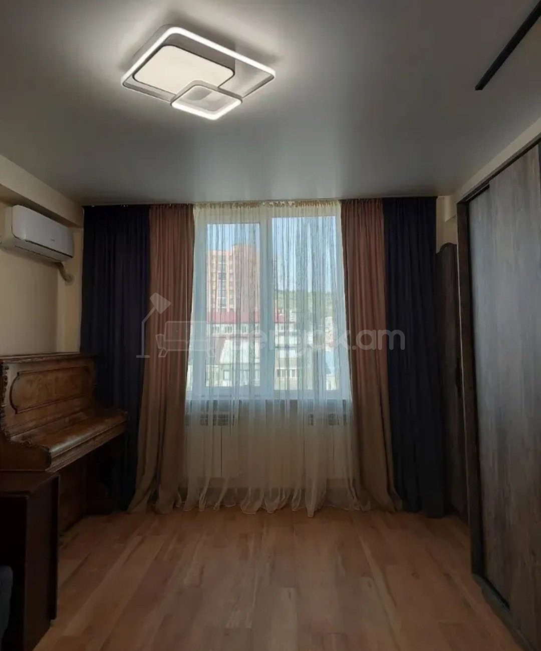 2 Սենյականոց Բնակարան, 40քմ, 7/10 հարկ, Կապիտալ Վերանորոգված, Կահավորված