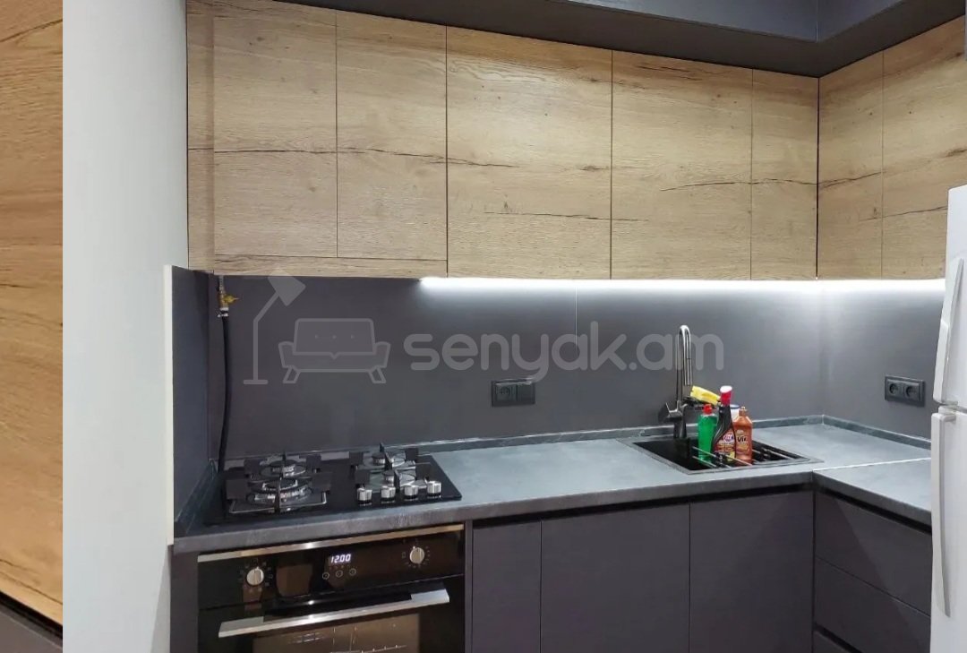 2 Սենյականոց Բնակարան, 40քմ, 7/10 հարկ, Կապիտալ Վերանորոգված, Կահավորված