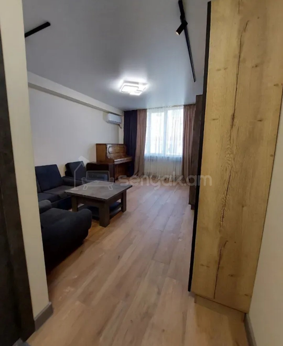 2 Սենյականոց Բնակարան, 40քմ, 7/10 հարկ, Կապիտալ Վերանորոգված, Կահավորված