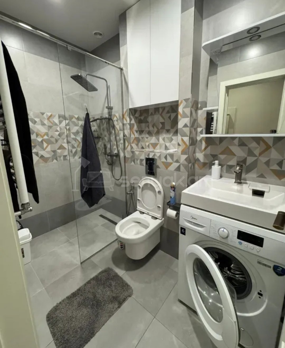 3 Սենյականոց Բնակարան, 65քմ, 3/5 հարկ, Կապիտալ Վերանորոգված, Կահավորված, Արևկող