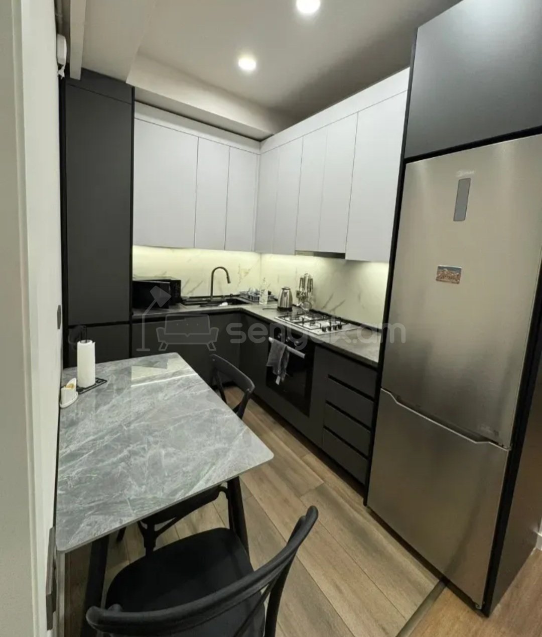 3 Սենյականոց Բնակարան, 65քմ, 3/5 հարկ, Կապիտալ Վերանորոգված, Կահավորված, Արևկող