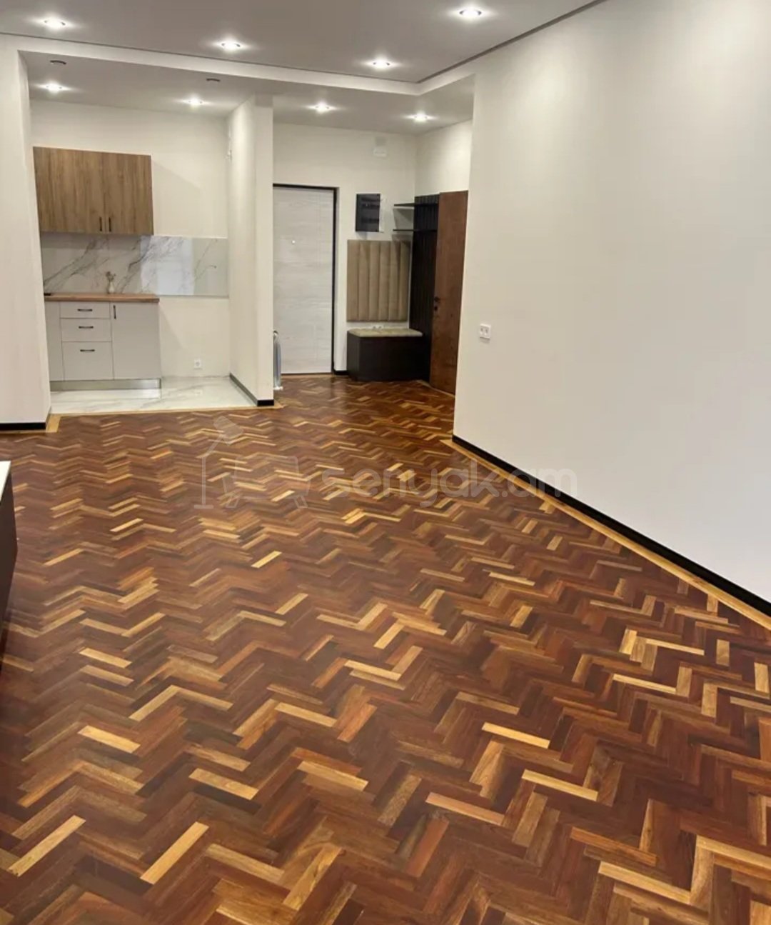 2 Սենյականոց Բնակարան Նորակառույցում, 67քմ, 5/5 հարկ, Կապիտալ Վերանորոգված, Մասամբ Կահավորված