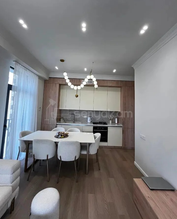 3 Սենյականոց Բնակարան Նորակառույցում, 69քմ, 13/16 հարկ, Դիզայներական Վերանորոգված