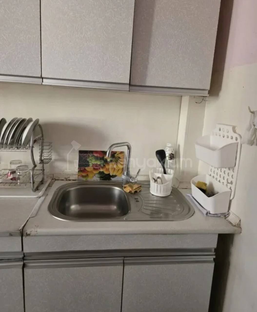 3 Սենյականոց Բնակարան, 78քմ, 9/9 հարկ, Նորմալ Վիճակում, Կահավորված, Արևկող