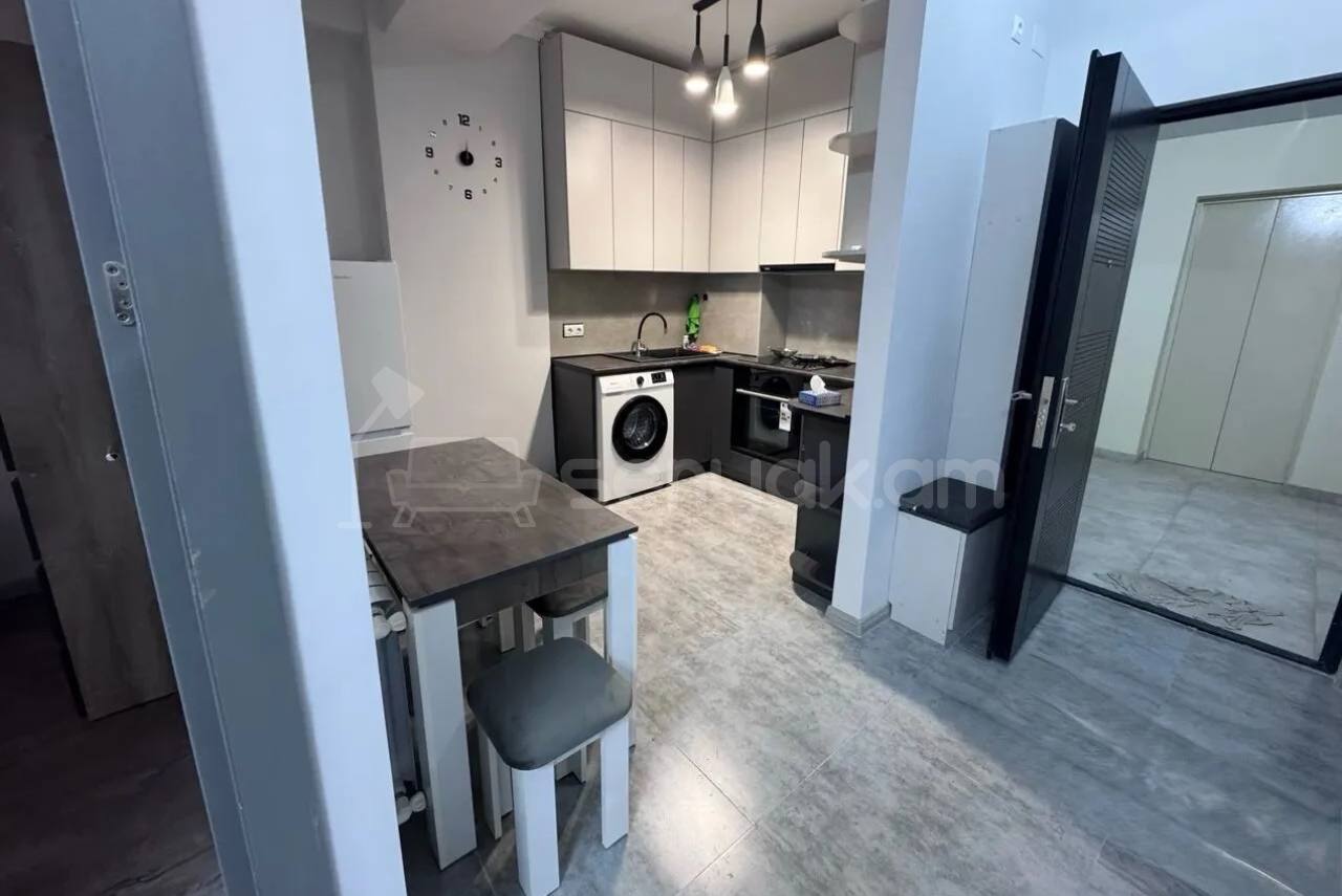 2 Սենյականոց Բնակարան Նորակառույցում, 50քմ, 2/8 հարկ, Կապիտալ Վերանորոգված, Կահավորված, Արևկող