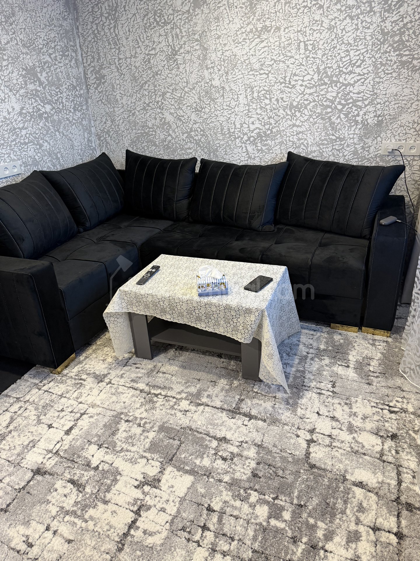 2 Սենյականոց Բնակարան, 36քմ, 5/5 հարկ, Դիզայներական Վերանորոգված