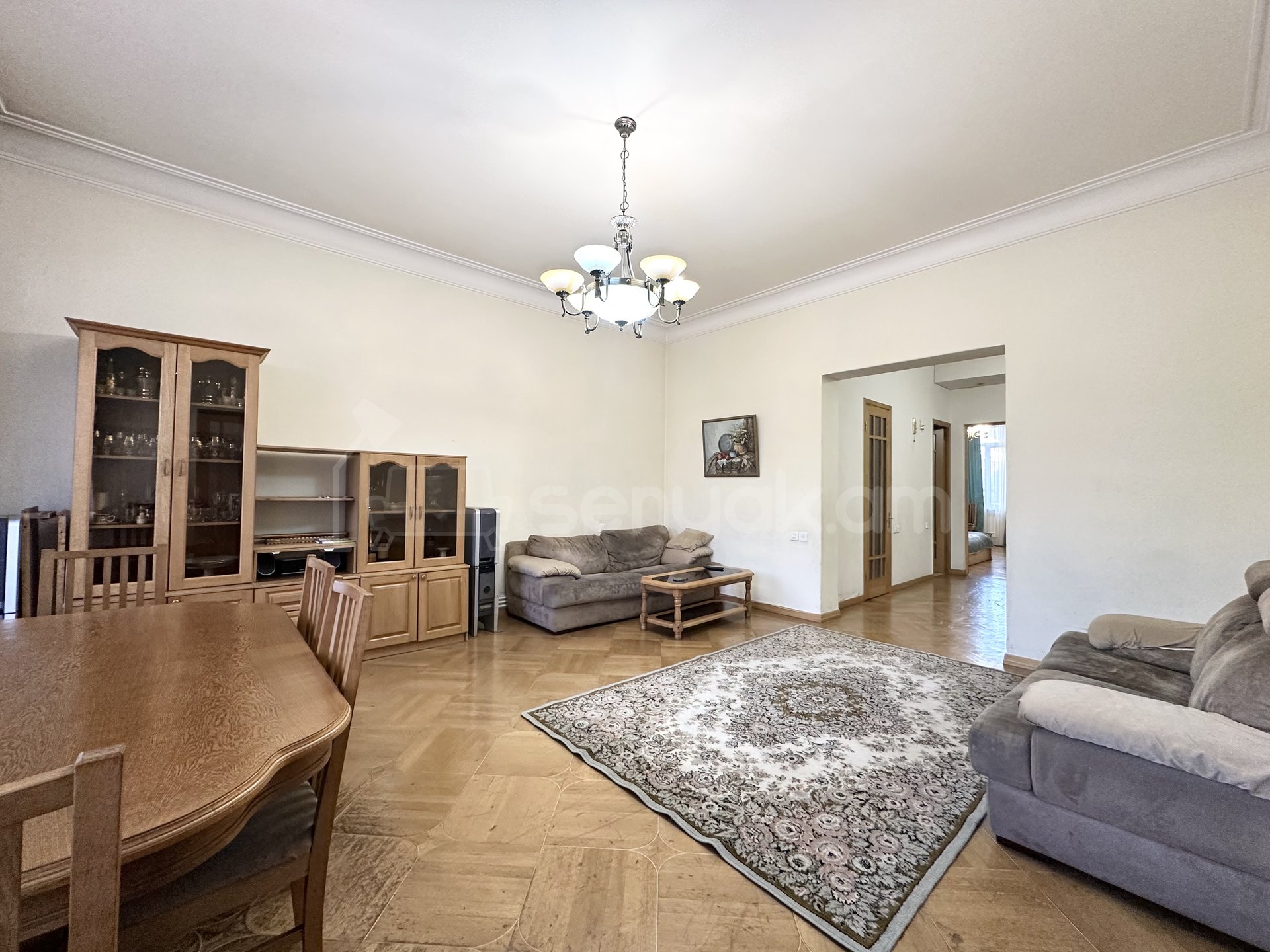 4 Սենյականոց Բնակարան Նորակառույց Քարե Շենքում, 130քմ, 4/7 հարկ, Կապիտալ Վերանորոգված