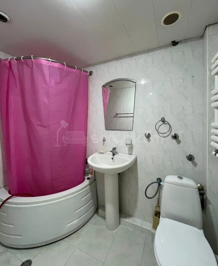 3 Սենյականոց Բնակարան Քարե Շենքում, 82քմ, 5/5 հարկ, Կապիտալ Վերանորոգված, Կահավորված, Արևկող