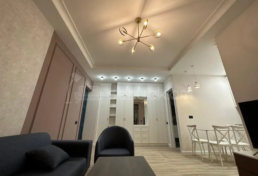 2 Սենյականոց Բնակարան Նորակառույցում, 51քմ, 7/18 հարկ, Դիզայներական Վերանորոգված, Կահավորված