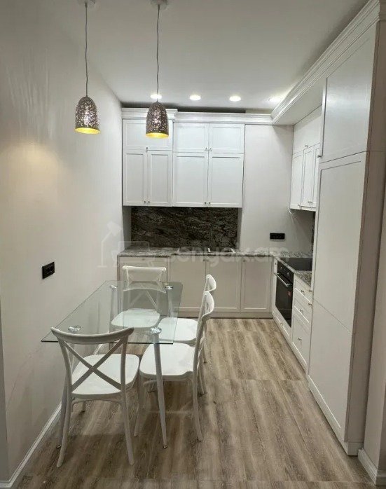 2 Սենյականոց Բնակարան Նորակառույցում, 51քմ, 7/18 հարկ, Դիզայներական Վերանորոգված, Կահավորված