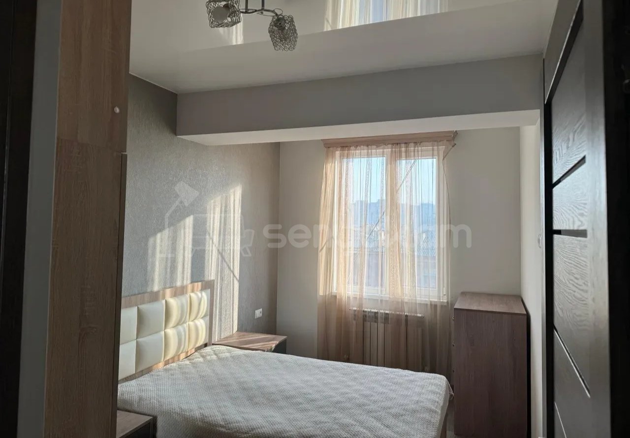 2 Սենյականոց Բնակարան Քարե Շենքում, 60քմ, 5/5 հարկ, Դիզայներական Վերանորոգված, Կահավորված