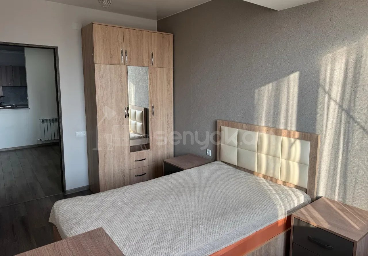 2 Սենյականոց Բնակարան Քարե Շենքում, 60քմ, 5/5 հարկ, Դիզայներական Վերանորոգված, Կահավորված