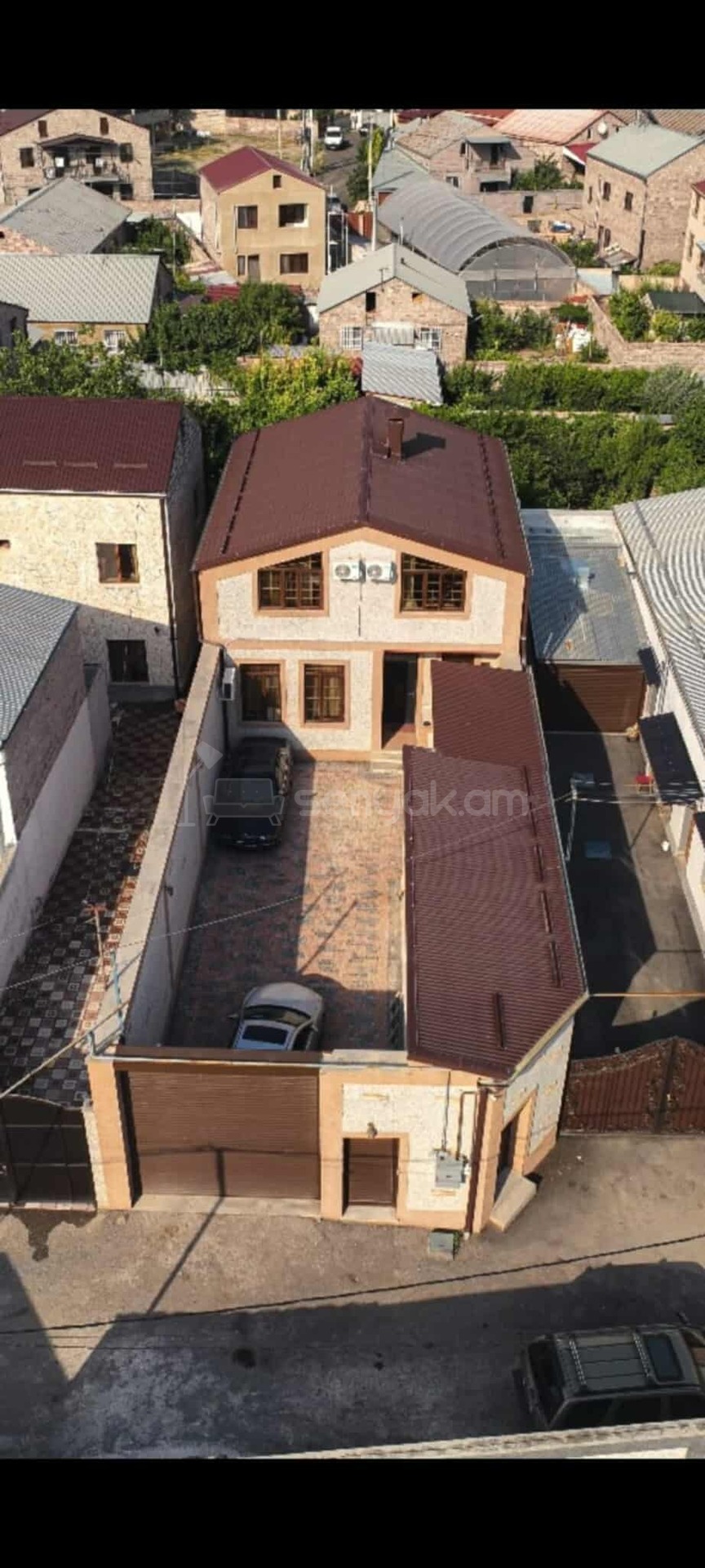 3 Սենյականոց Բնակարան Քարե Շենքում, 80քմ, 2/2 հարկ, Կապիտալ Վերանորոգված, Կահավորված