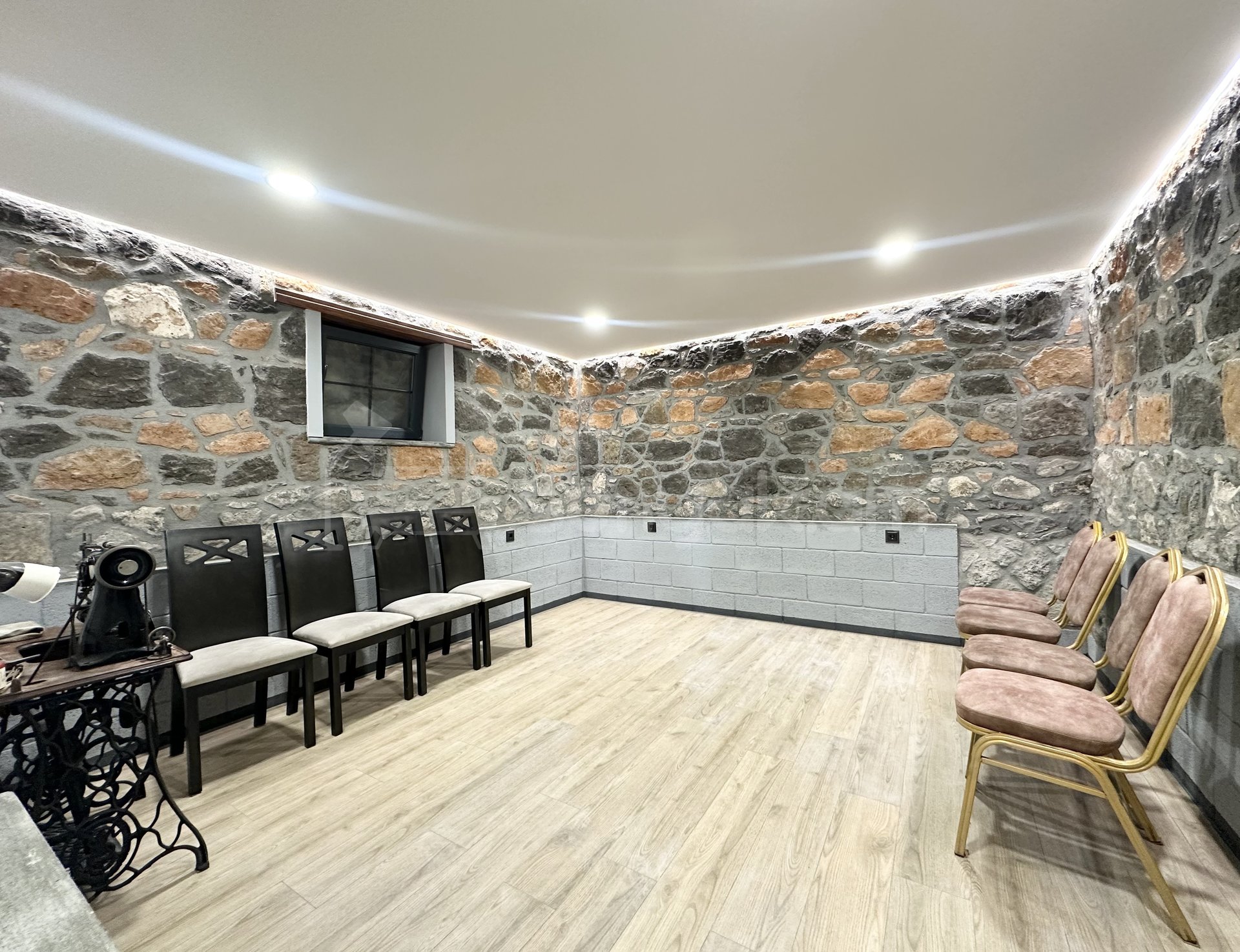 Օֆիսային Տարածք, 67քմ, Կապիտալ Վերանորոգված