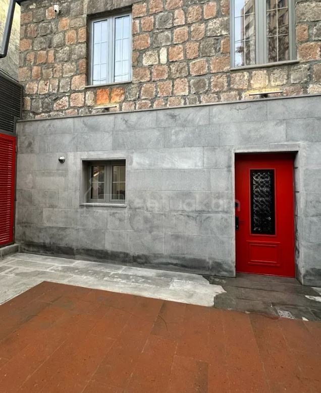 2 Սենյականոց Սեփական Տուն, 70քմ, Դիզայներական Վերանորոգված, Կահավորված