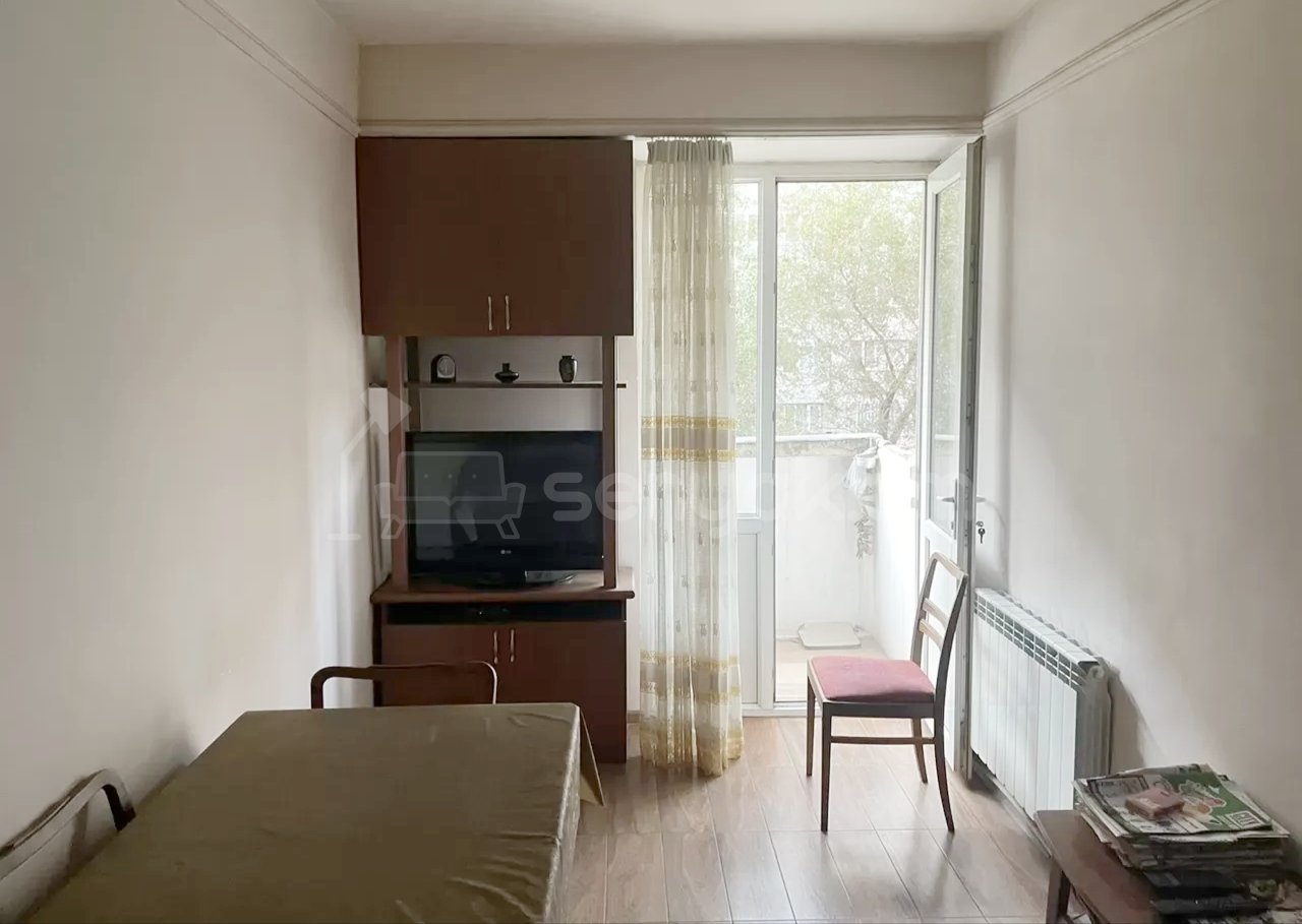 4 Սենյականոց Բնակարան, 95քմ, 5/9 հարկ, Կոսմետիկ Վերանորոգված