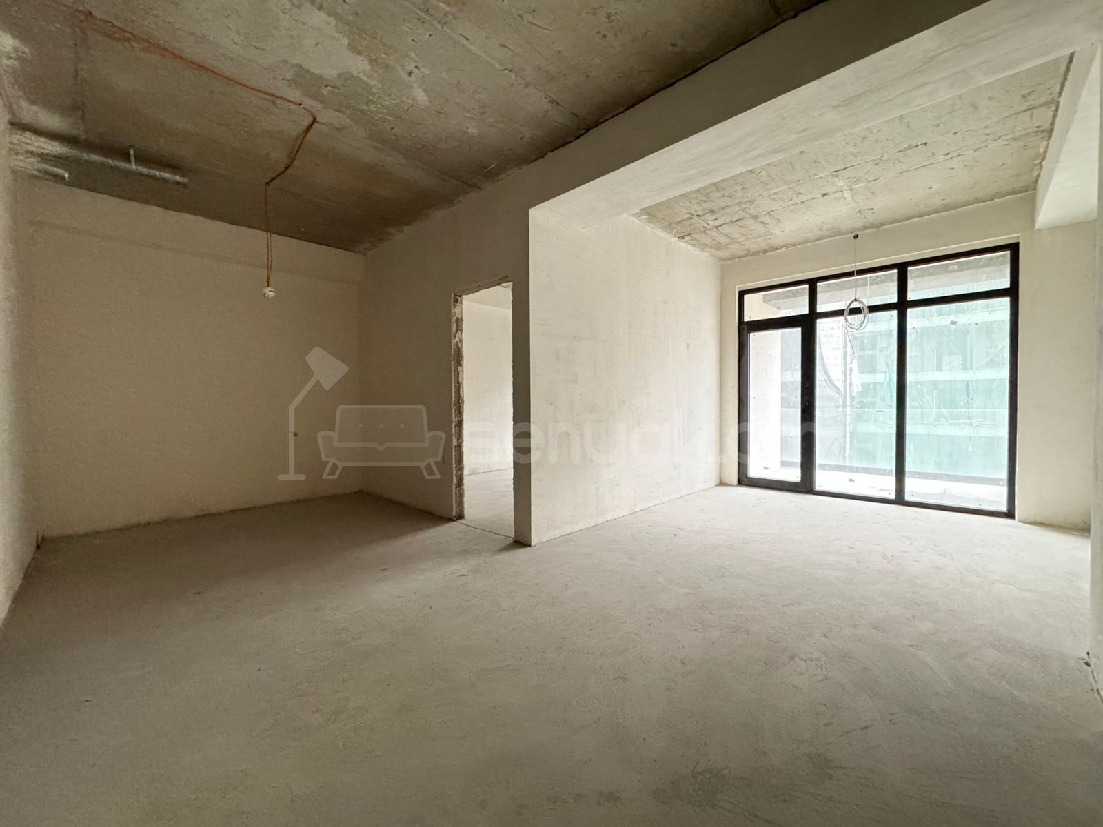 3 Սենյականոց Բնակարան, 85քմ, 3/7 հարկ, Զրոյական Վիճակում