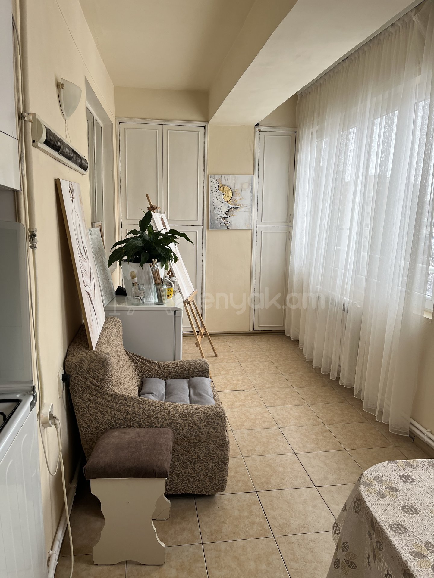 3 Սենյականոց Բնակարան, 90քմ, 7/14 հարկ, Նորմալ Վիճակում